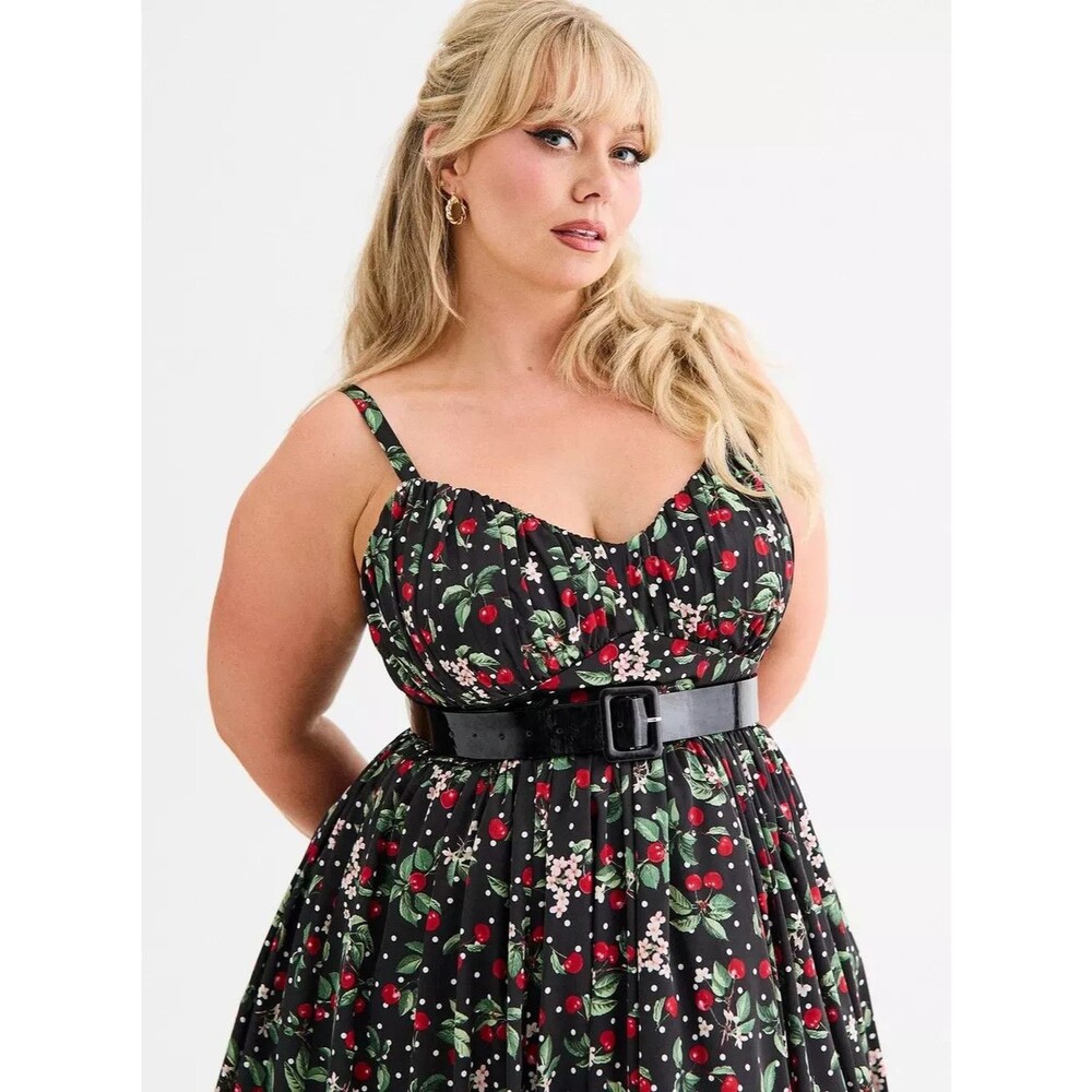 torrid Black Cherry Print Midi Dress - Picture 3 of 9